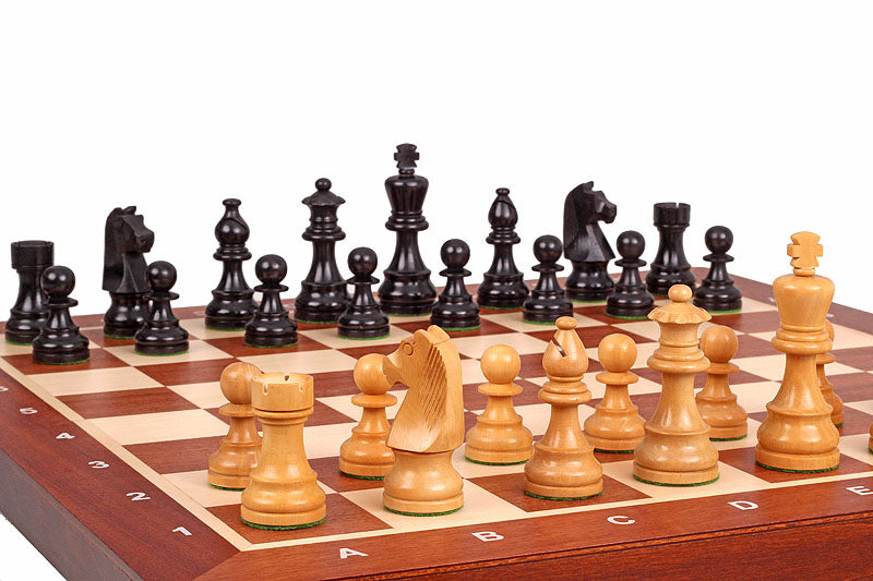 Jeu d'échecs de tournoi n° 5 Cavalier allemand